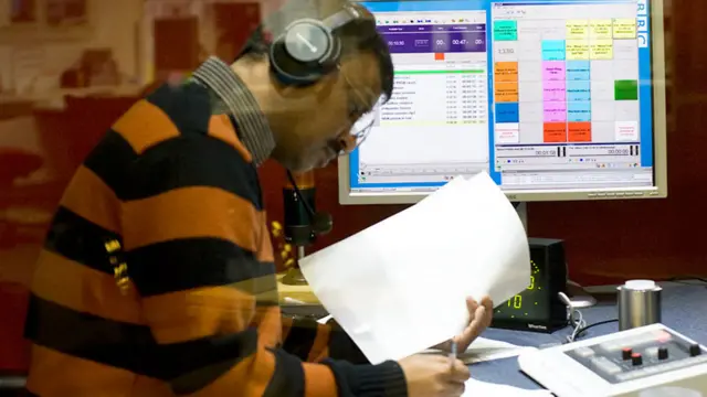 د بي بي سي پر نړیوالو خپرونو ۸۰۰ میلیونه پاونډه لګول شوي دي. 