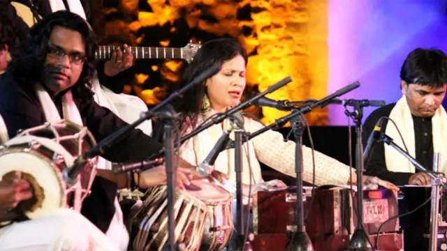 اس فیسٹیول میں گزشتہ دس سال سے مسلم اور دیگر ممالک سے آنے والے فن کار صوفی شاعری گا کر اپنے فن کا مظاہرہ کرتے ہیں۔