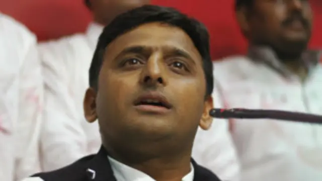 अखिलेश यादव