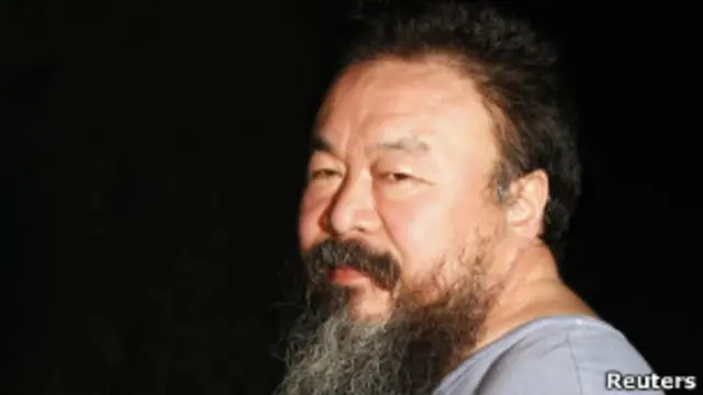 चीनी कलाकार अई वेईवेई