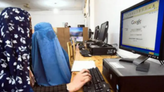 شمار کاربران اینترنت در افغانستان به دو میلیون و چهار صد هزار نفر می رسد