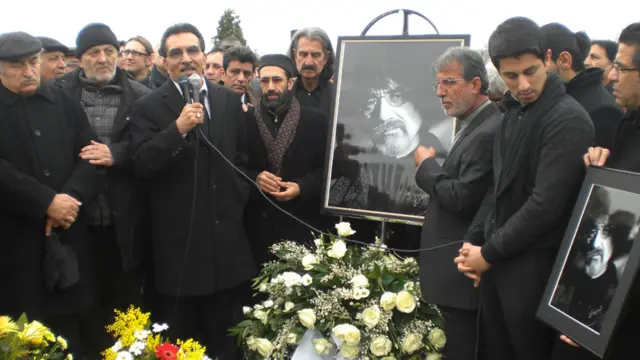 وحید صمدزی منتقد هنری