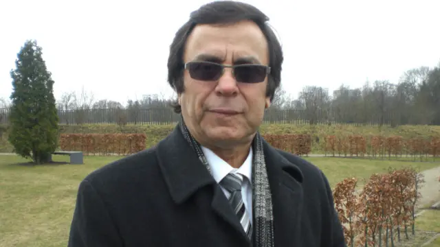 ببرک وسا موسیقیدان افغان و دوست نزدیک ظاهر هویدا