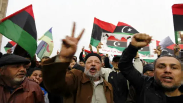 Người dân Libya ăn mừng lật đổ được Gaddafi