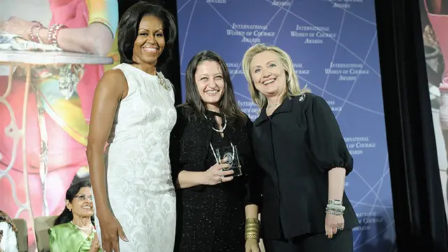 هیلري کلنټن او میشل اوباما د ترکیې له صفک پاوي سره، 