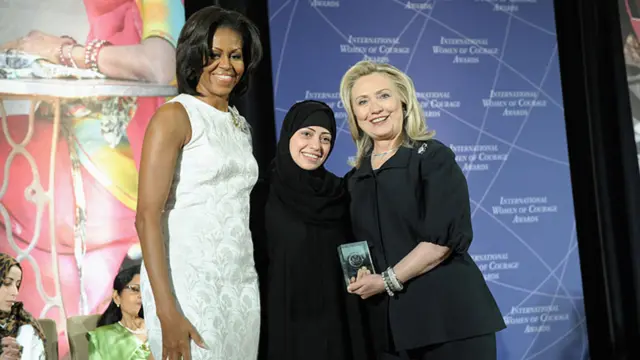 هیلري کلنټن او میشل اوباما د سعودي عربستان له سمر بدوي سره، 