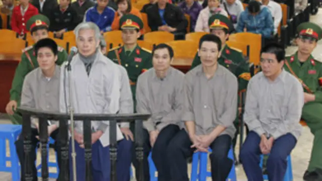 Hình ảnh phiên tòa hôm 8/3 (ảnh của báo Bắc Giang)
