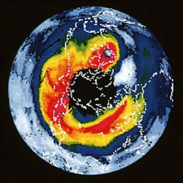 Озоновая дыра