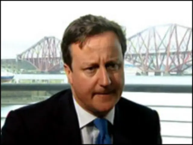 د شپاړسو افغانانو وژل کيدل دلته په لويديځ کې د ناټو او افغان ماموريت د راتلونکي او له امریکا سره د افغانستان د اړيکو په باب پوښتنې را ولاړې کړي 