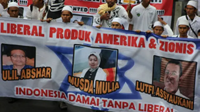 Gerakan Takfiri, menurut Jalaluddin Rakhmat, menganggap dirinya paling benar.