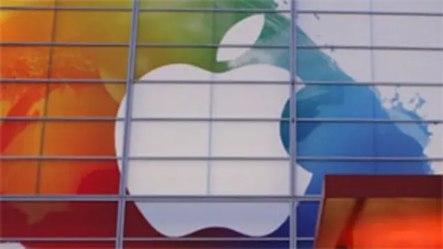 اس سے پہلے ماہرین نے خدشہ ظاہر کیا تھا کہ آئی فونز کی فروخت میں کمی آ سکتی ہے