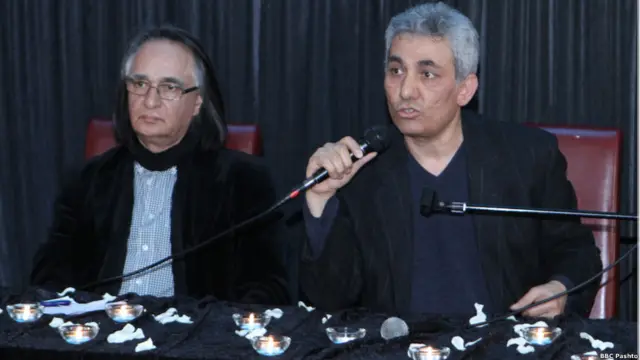 ژورنالیست او شاعر ولي عبدالله