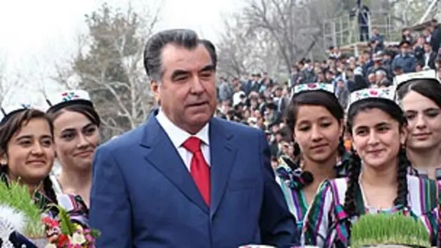 Имомали Раҳмон Тожикистонни қарийб 22 йилдан буён бошқариб келади.