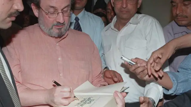 सलमान रूश्दी