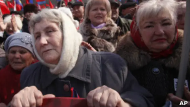 СССР қулаши биланоқ ўрта табақадан камбағал тоифага айланиб қолган кекса ёшли молдованлар ҳам Путинга қаҳрамондек қарашади