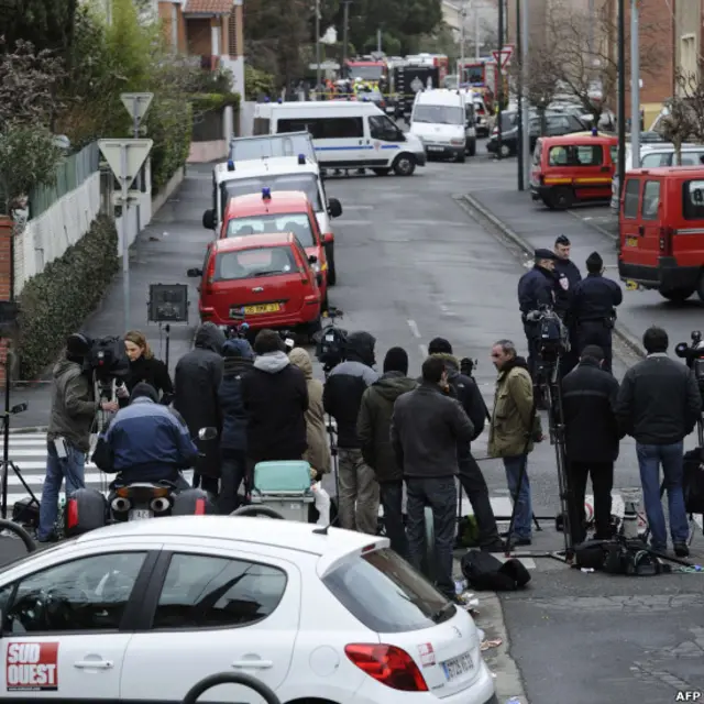 Wartawan di tempat tinggal Mohamed Merah