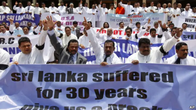 Aksi unjuk rasa menentang resolusi PBB di Sri Lanka.