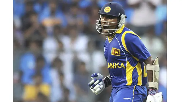 श्रीलंका ने पहले बैटिंग का फ़ैसला किया. श्रीलंका ने 50 ओवरों में 6/274 का स्कोर खड़ा किया. महेला जयवर्धने 88 गेंदों में 103 रन बनाकर अंत तक डटे रहे.