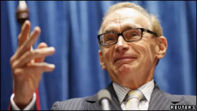 澳大利亚外长鲍勃·卡尔