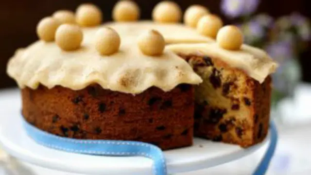 11个杏仁糖球象征着耶稣的门徒