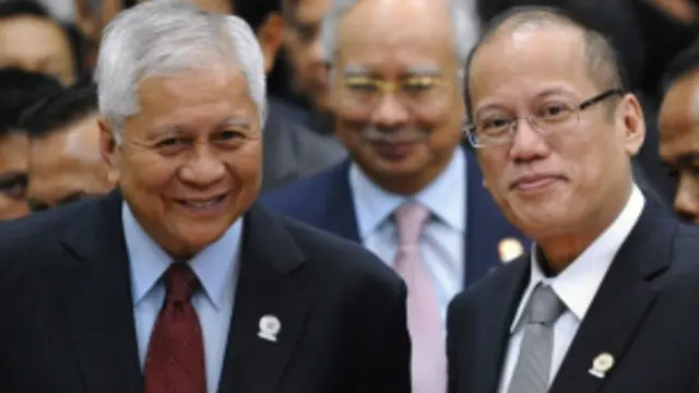Tổng thống Aquino và Ngoại trưởng del Rosario của Philippines