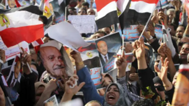 الیکشن میں مقابلہ اسلام پسندوں اور سابقہ حکومت کے حکام میں ہوگا