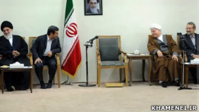 دیدار اعضای مجمع تشخیص با رهبر ایران