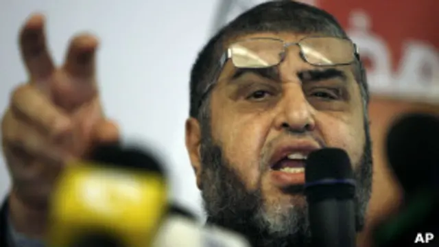 خيرت الشاطر الرجل القوي في الجماعة