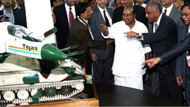 एके एंटनी भारत के रक्षा मंत्री