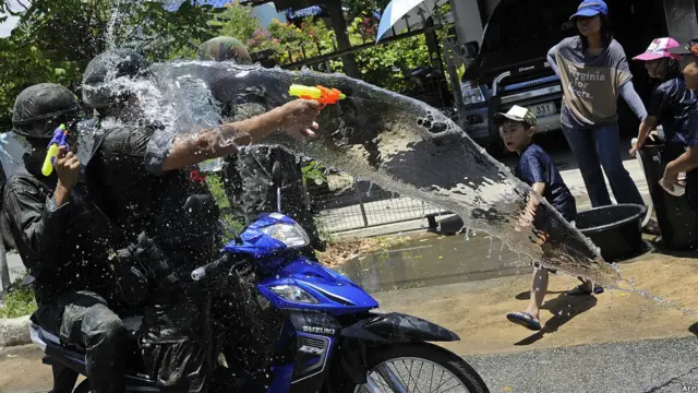 Festival air di Thailand