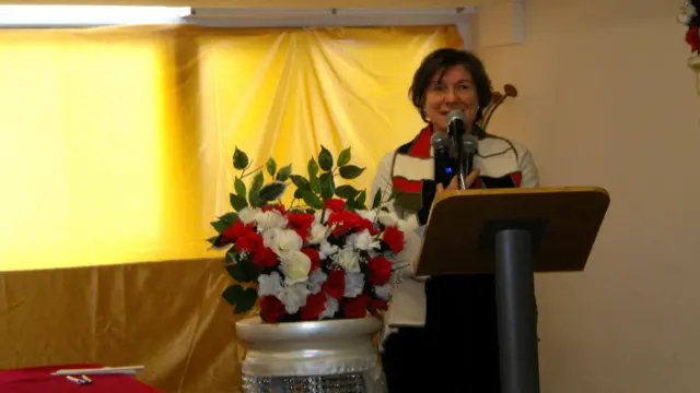 البارونة جيني توم