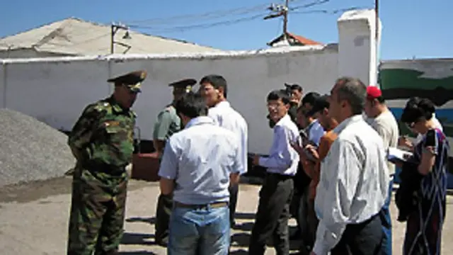 عفو بین‌الملل از وجود موارد شکنجه و آزار در بازداشتگاه‌ها و زندان‌های تاجیکستان نگران است