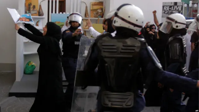 Pengunjuk rasa di Manama, Bahrain