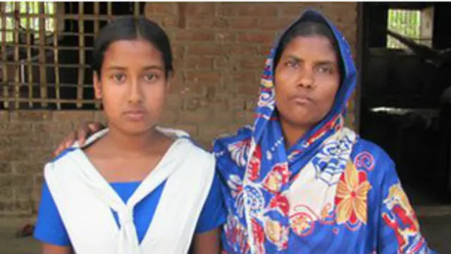 د جیمي مور وايي پيسې ور سره نشته چې په لور ښوونځی ووايي.