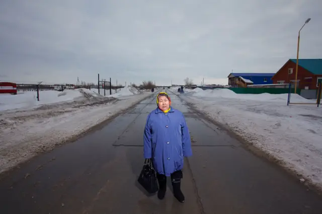 Ненка на дороге