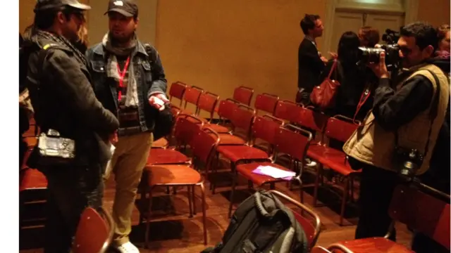 عکس یادگاری با مسعود حسینی، برنده سه جایزه معتبر عکاسی در حاشیه مراسم جوایز ورلدپرس.