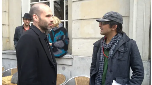 مسعود حسینی در کنار پاتریک ویتی، سردبیر عکس بین المللی مجله تایم. آقای ویتی، عکس مسعود حسینی از حمله انتحاری به مراسم عاشورا را بی نظیر و تاثیرگذار خواند.