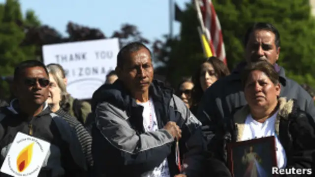 Indocumentados manifiestan frente a la Corte Suprema