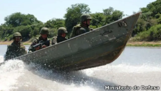 Militares participam de operação Agata 3 (Foto: Divulgação/Ministério da Defesa)