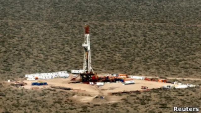 Pozo petrolero en Argentina