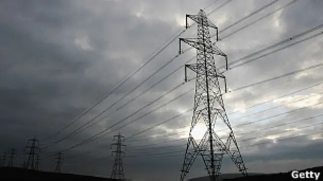 تاجک چارواکو دا ژمنه له افغان چارواکو سره د ليدو پر مهال تاجکستان کې کړې ده.