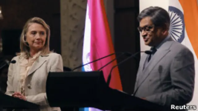 Hillary Clinton dan menlu India SM Krishna