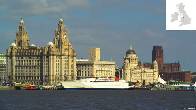 Three Graces, vista do deque do Mersey Ferry, Liverpool (Fotos: LOCOG/VisitBritain.com) 