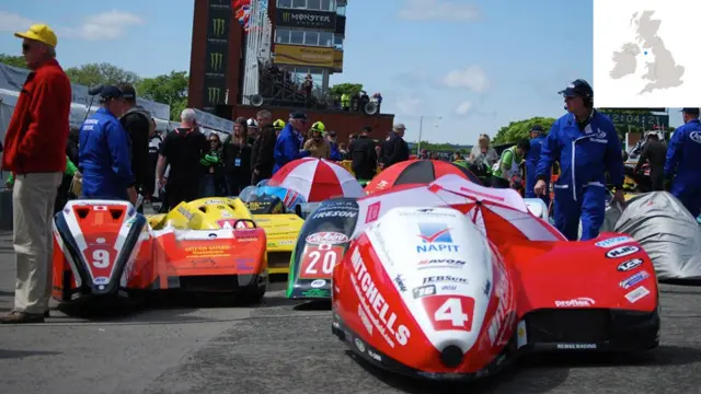Carros do Tourist Trophy, na Ilha de Man (Fotos: LOCOG/VisitBritain.com) 