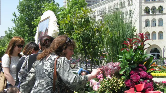 Bakıda gül bayramı 