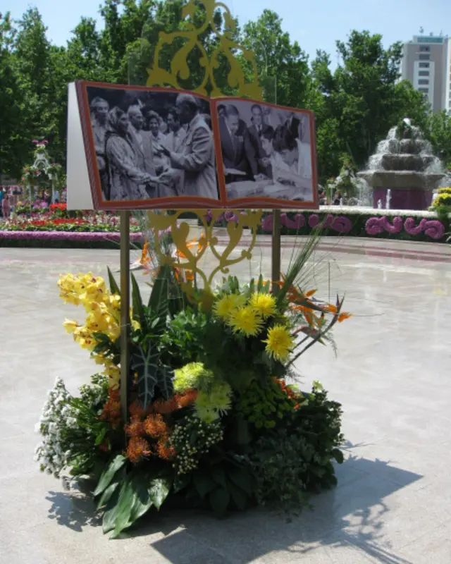 Bakıda gül bayramı 