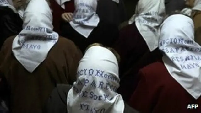 مادران کمتر و کمتر می‌شوند اما مبارزه‌شان هنوز ادامه دارد