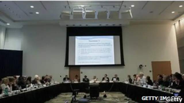 اجتماع حول الايدز