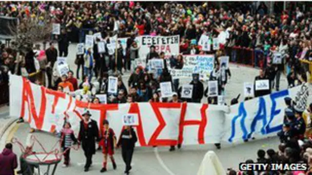 La acción de Christoulas reforzó el mensaje de las constantes protestas.