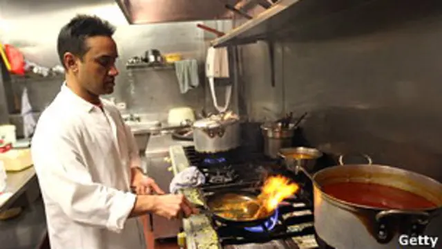 جنوبی ایشیائی لوگ خاندانی زندگی اور مل بیٹھ کر کھانا کھانے پر بہت زور دیتے ہیں